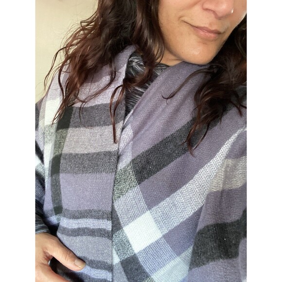 Banana Republic Cashmere Blend Blanket Wrap Purple Plaid One Size Soft Cozy - Picture 10 of 12